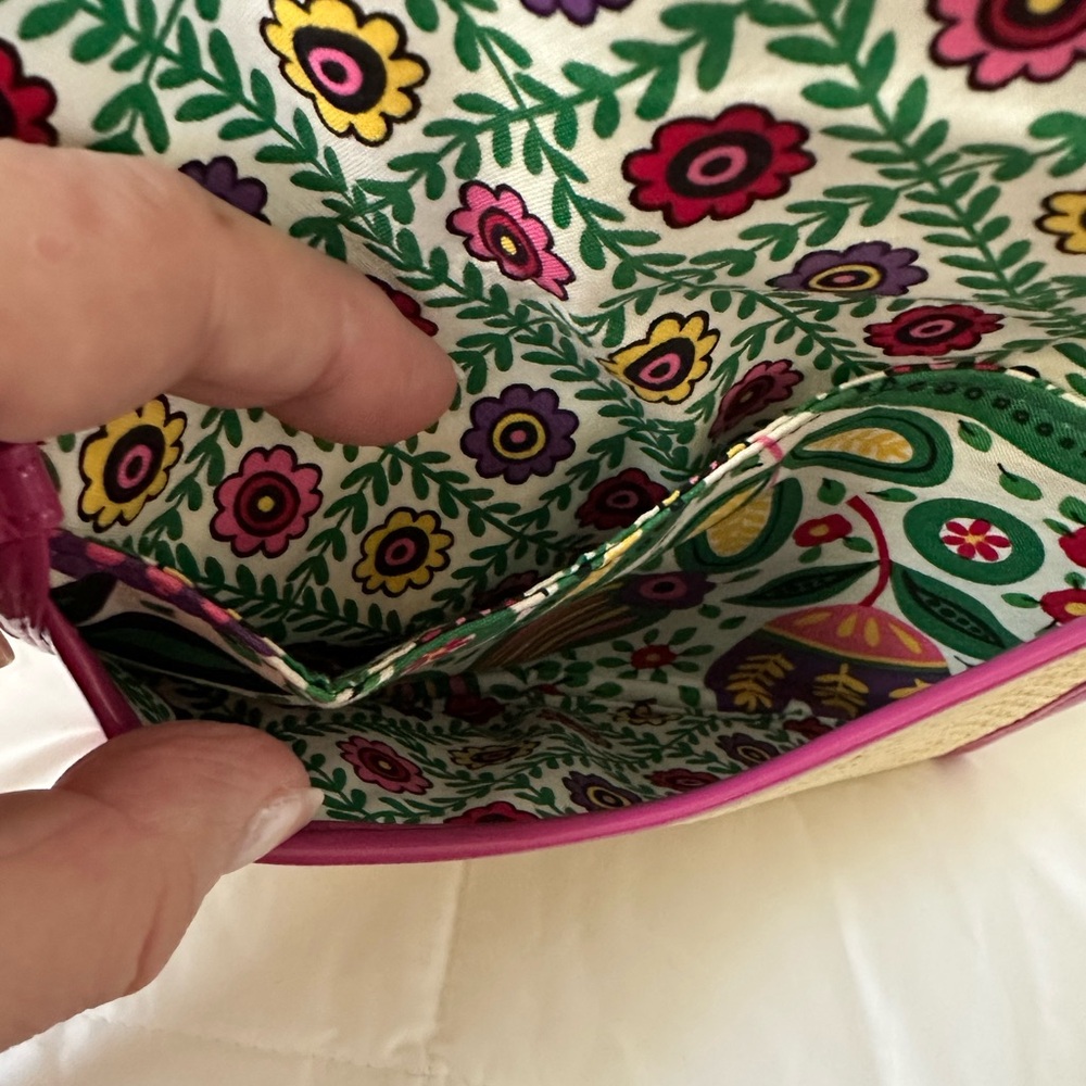 Vera Bradley Pink and Cream Shoulder Bag & Wristlet Set - Picture 15 of 16